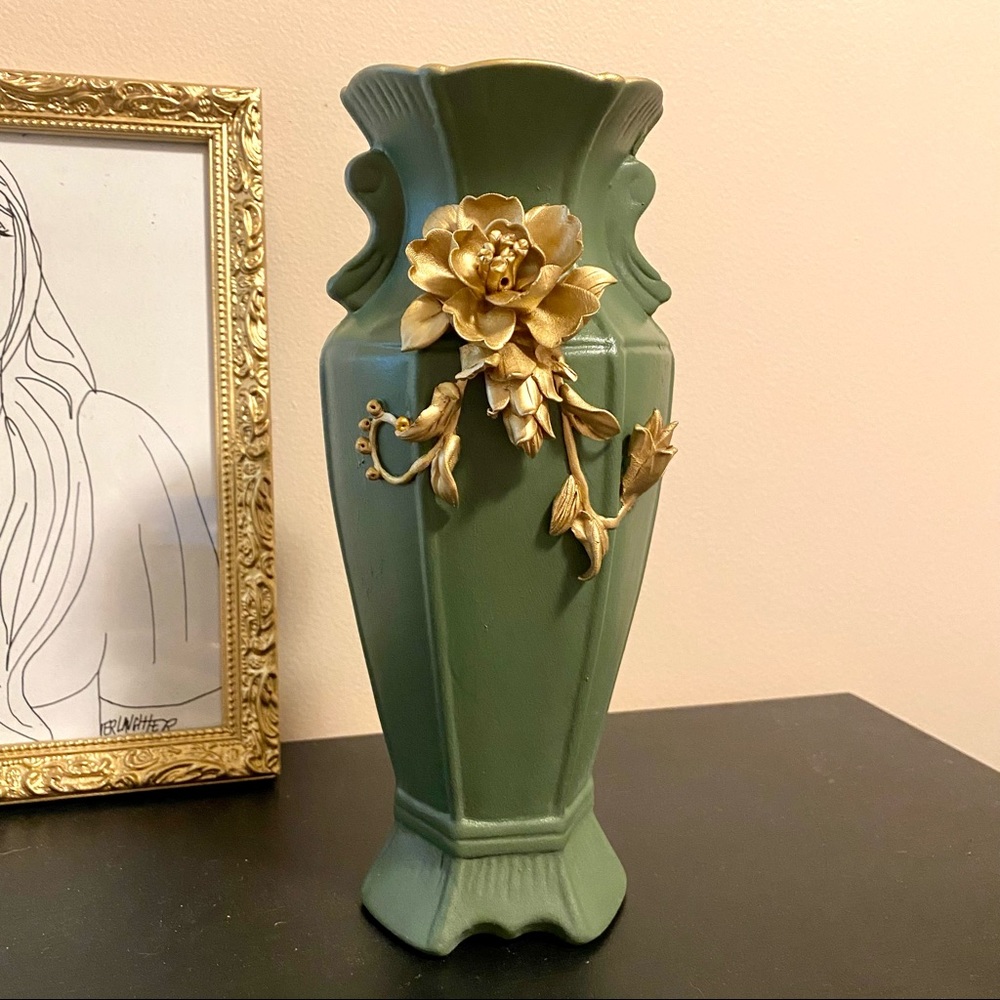 Small Vintage Decor Vase